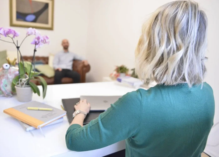 Dott.ssa Chiara Ballarin - Psicologa Psicoterapeuta_consulto